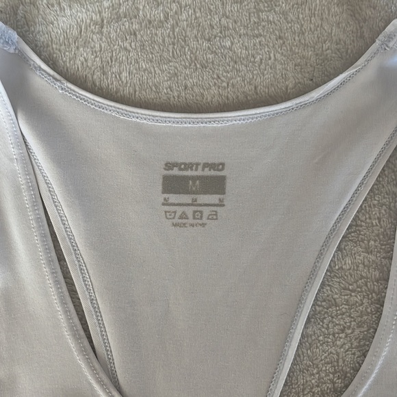 Workout tank - Picture 3 of 3